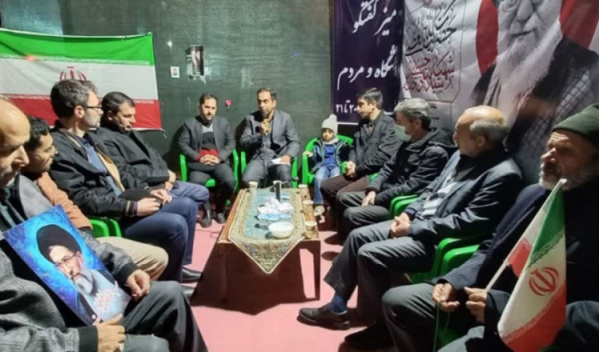 برگزاری سلسله نشست‌های «جنگ رمضان» در موکب دانشگاه بیرجند با حضور اساتید، دانشگاهیان و مردم